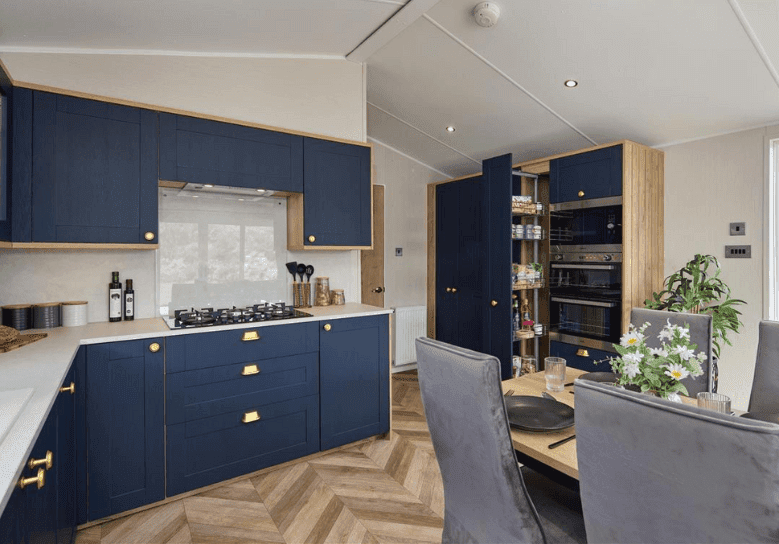 Gainsborough_kitchen_pantry_779x544_d94c201d5e
